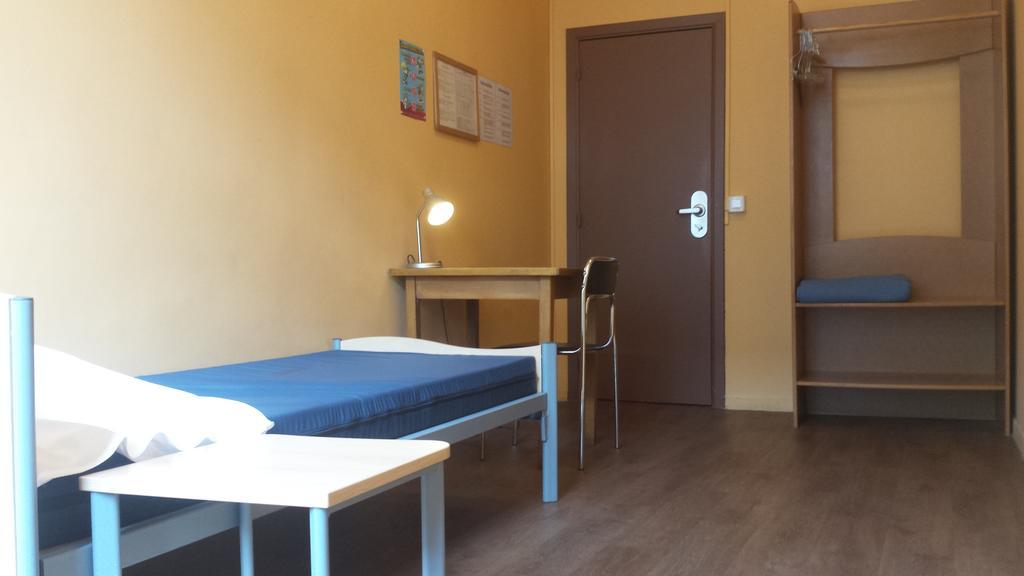 Gogh Youth Centre *